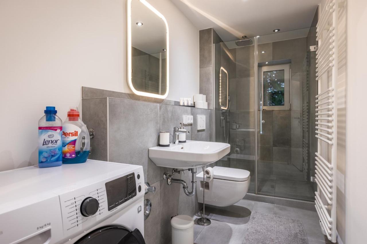 Ferienwohnung BRIGHT - BeachStyle - KITCHEN - KINGBED - PARKING - NETFLIX Augsburg Exterior foto