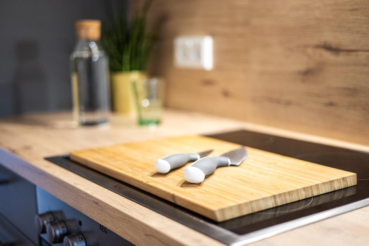 Ferienwohnung BRIGHT - BeachStyle - KITCHEN - KINGBED - PARKING - NETFLIX Augsburg Exterior foto